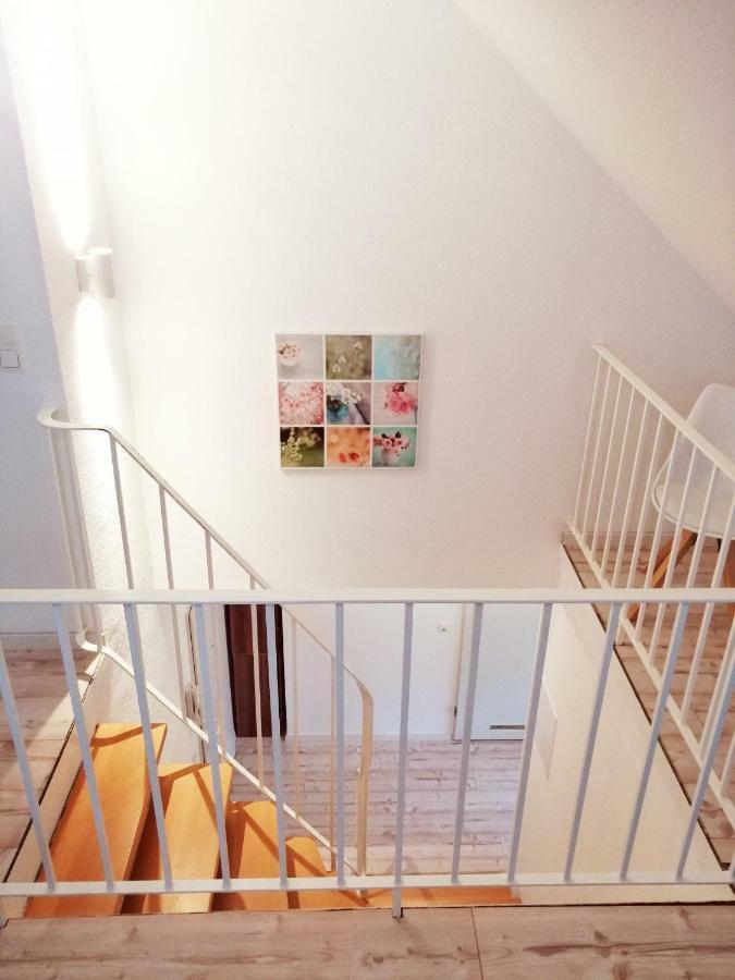 Guglhupf Wohlfuehl-maisonette Mit Boxspring, Disney, Netflix Apartment